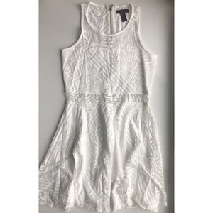 • PATTERNED MESH DRESS • 🕯